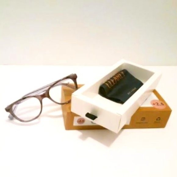 ZiGi & MARAiS Accessories - New ZiGi & MARAiS Reading Glasses +2.5
